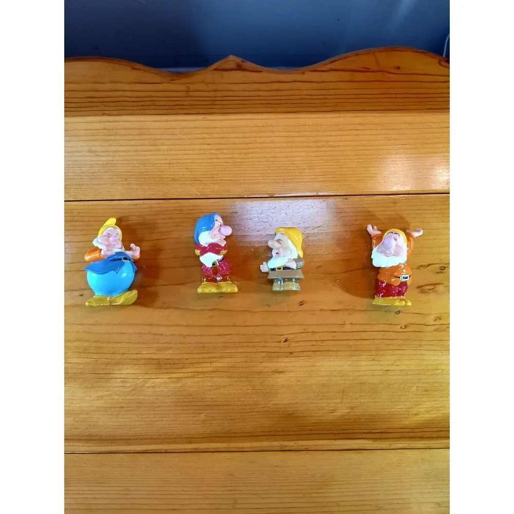 Vintage 1992 Disney Snow‎ White Four Dwarfs Plastic Figures Toy Collectible 3.75